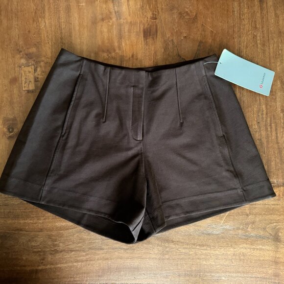 Lululemon Utilitech Relaxed Fit HR Short 3.5” Espresso Size 6 NWT - Picture 3 of 6